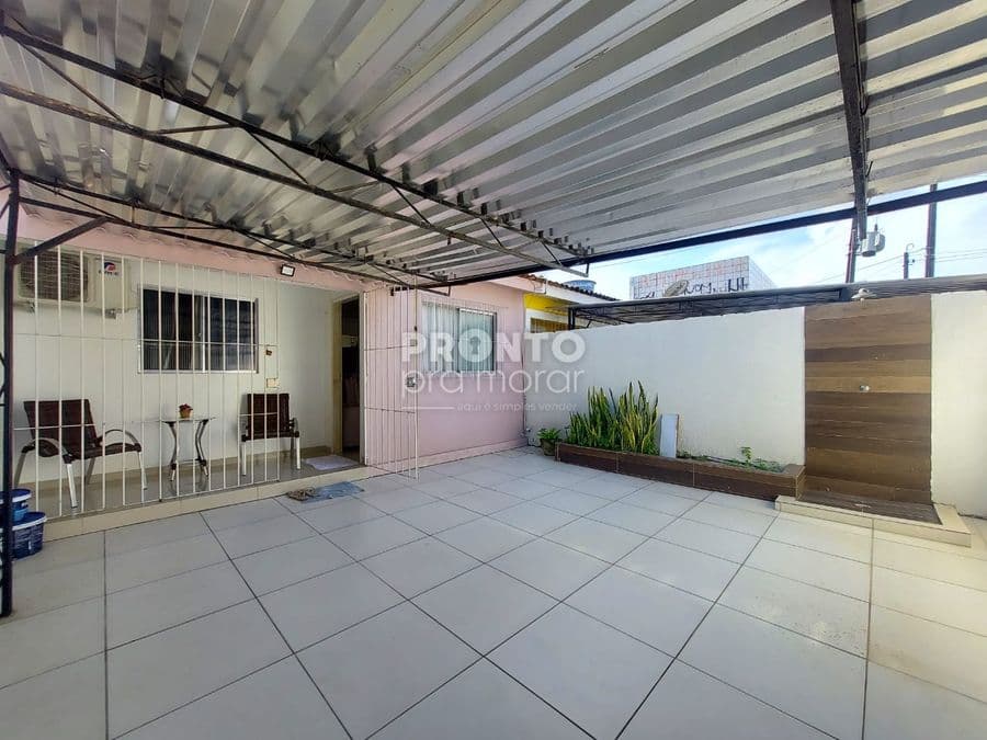 imagem de casa Bairro de Candeias Jaboatão dos Guararapes PE, com 50,00 m².