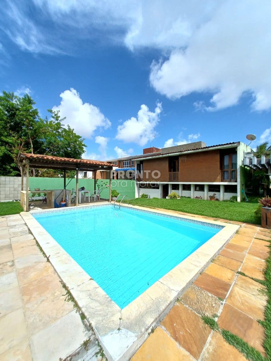 imagem de casa Bairro de Piedade Jaboatão dos Guararapes PE, com 563,00 m².