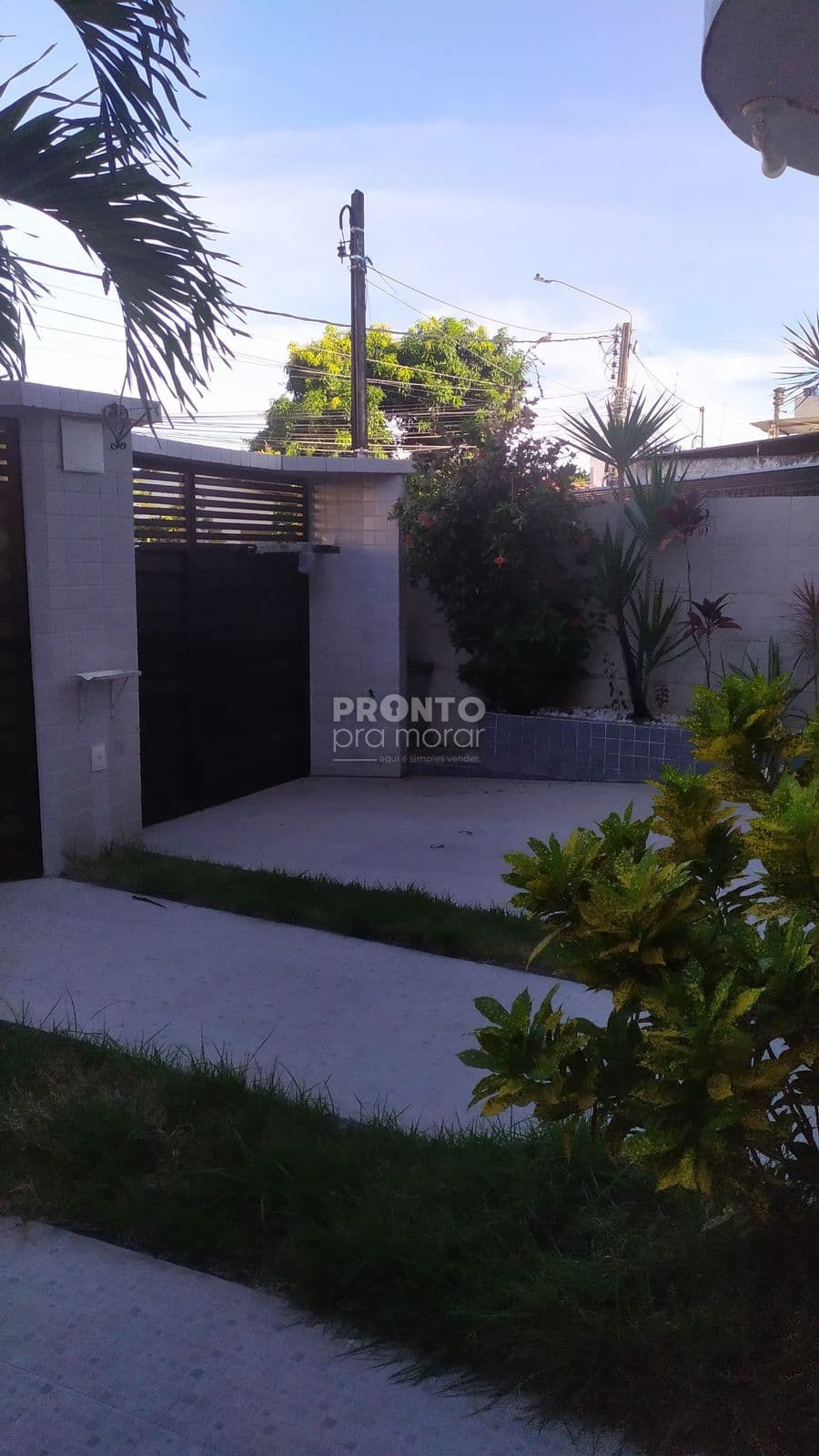 imagem de casa Bairro de Ouro Preto Olinda PE, com 239,00 m².
