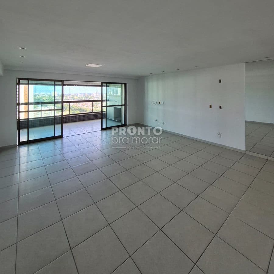 imagem de apartamento Bairro de Monteiro Recife PE, com 207,00 m².