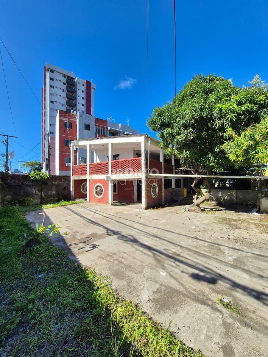 imagem de casa Bairro de Candeias Jaboatão dos Guararapes PE, com 320,00 m².