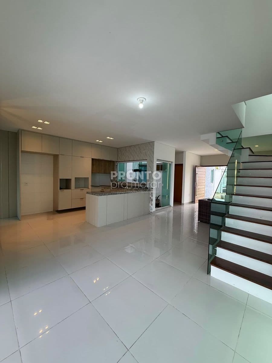 imagem de casa Bairro de Nova Caruaru Caruaru PE, com 199,88 m².